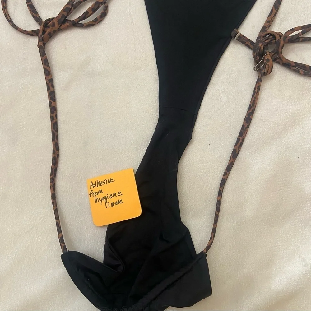 Frankies Bikinis chic black